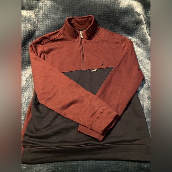 Nautica, size large, super soft and comfy, pullover, worn once - Picture 1 of 6